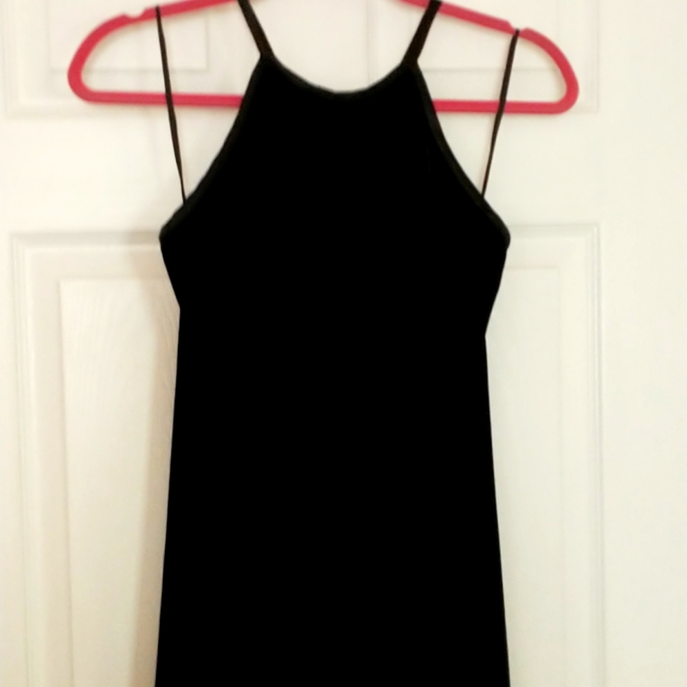 Jessica Howard black velveteen halter dress size 6